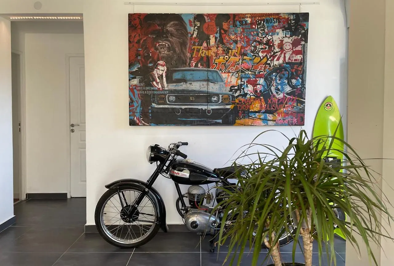 Appartement Art_Booking . . . By Benoit_B Duingt